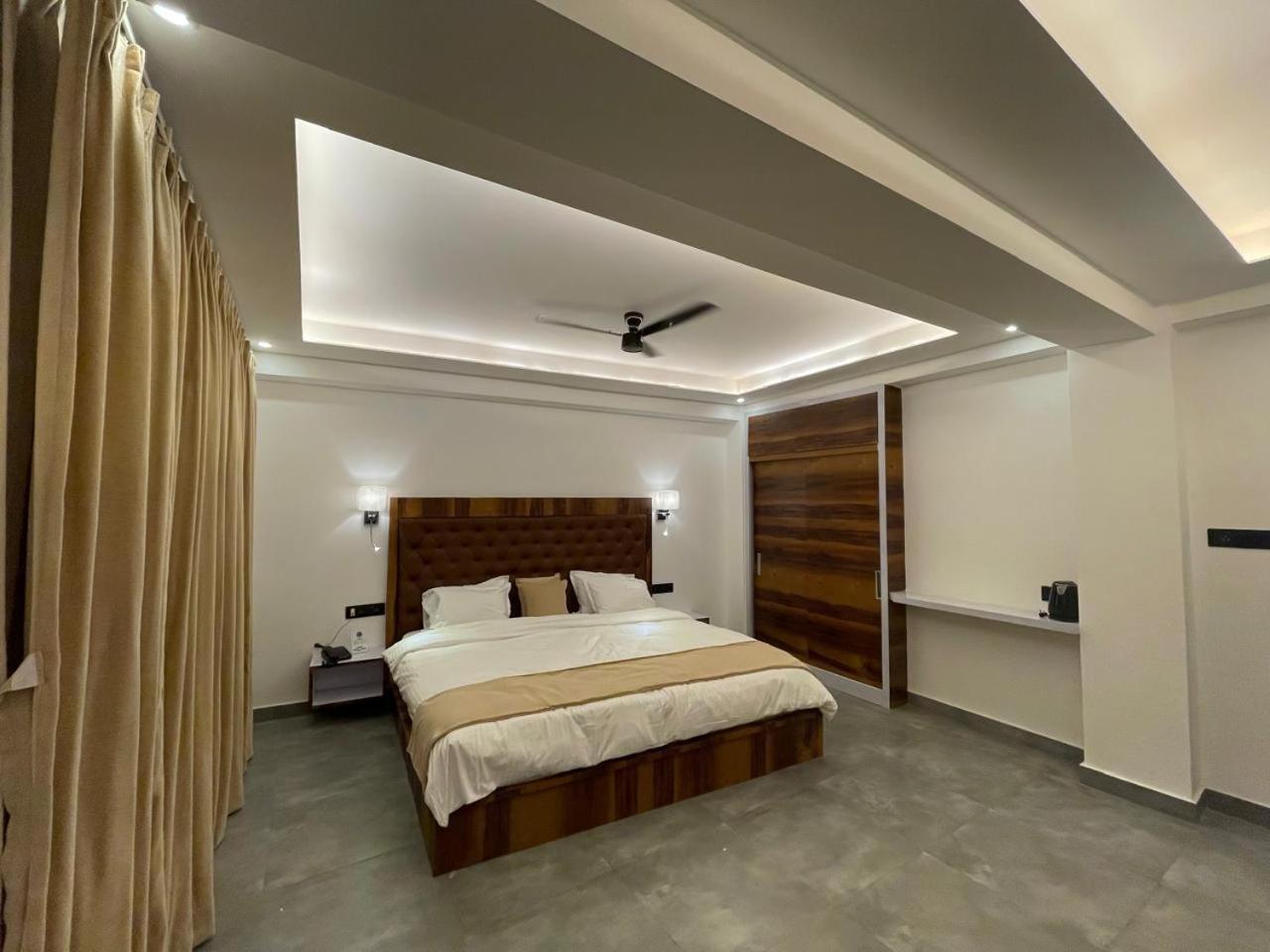 Blue Angel Guest House Shillong Bagian luar foto