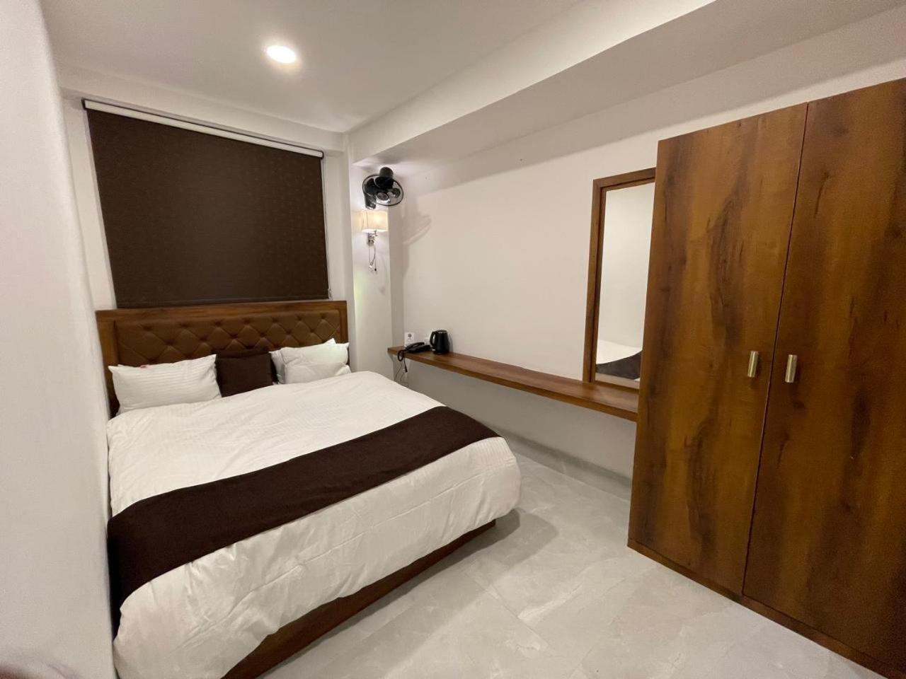 Blue Angel Guest House Shillong Bagian luar foto