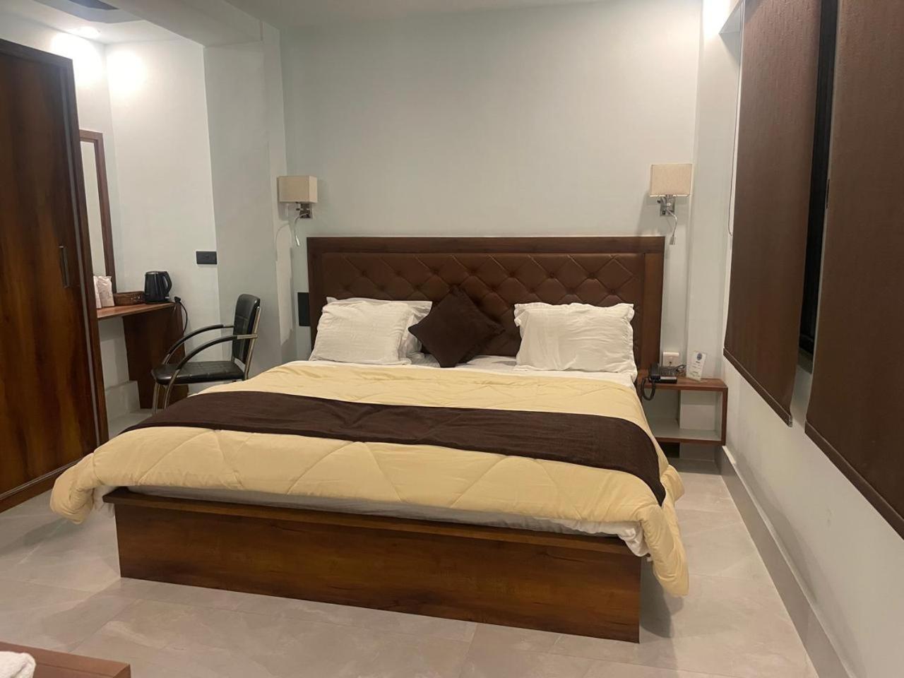 Blue Angel Guest House Shillong Bagian luar foto